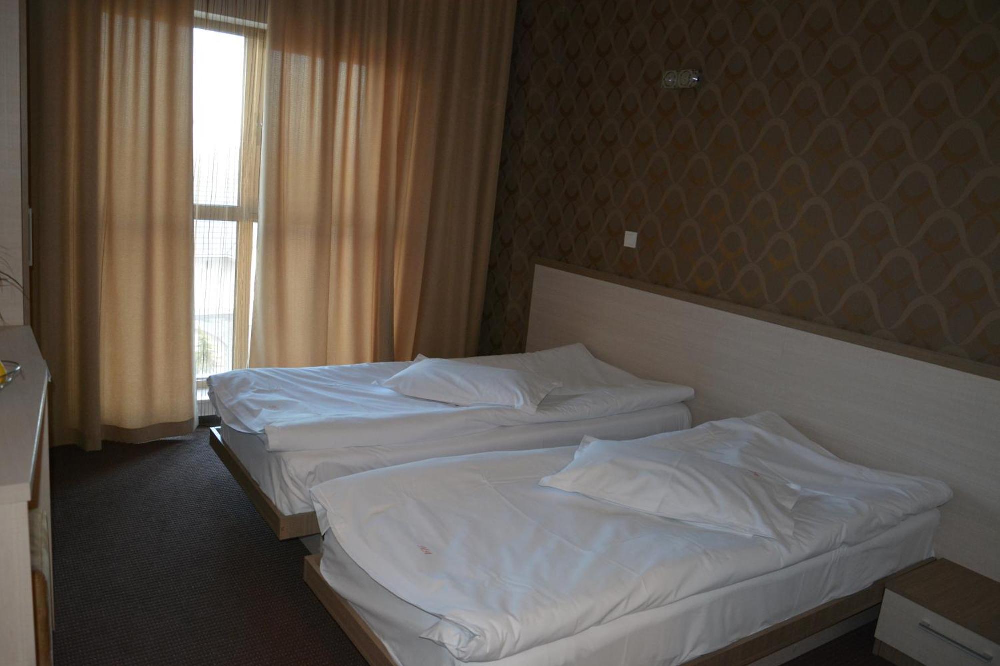 Albert Hotel Ploieşti Quarto foto