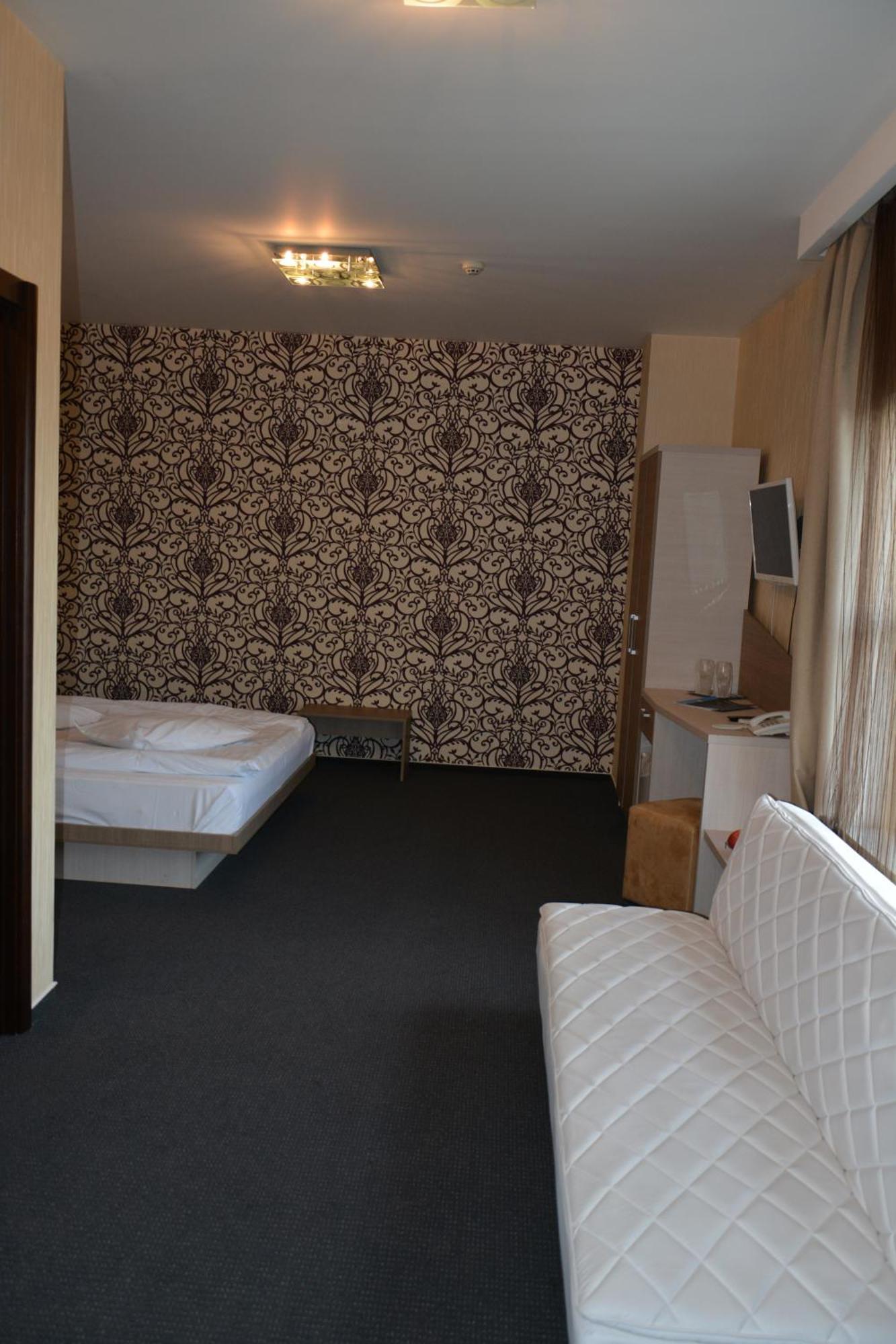 Albert Hotel Ploieşti Quarto foto